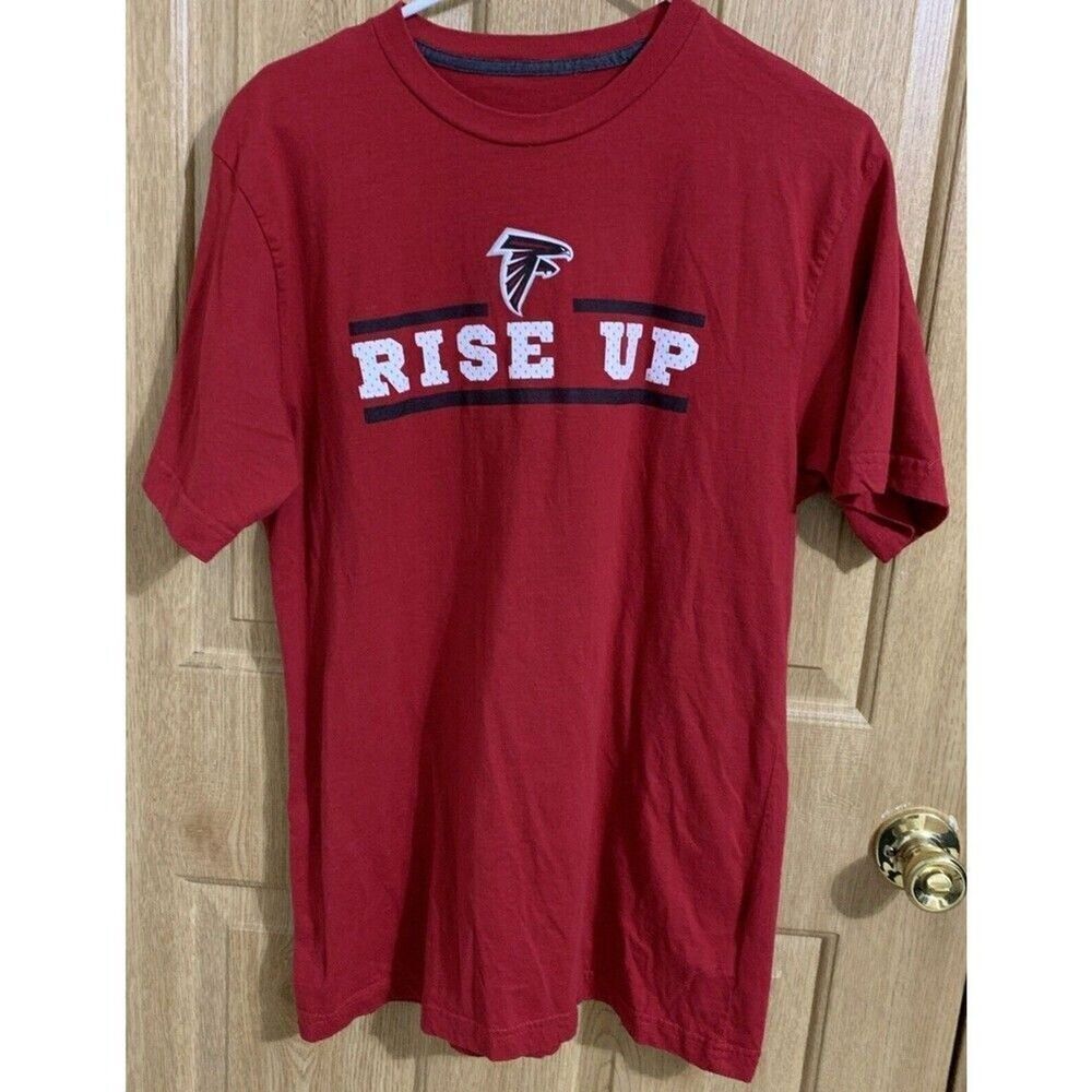 Atlanta Falcons Shirt Mens Large Red Rise Up NFL Majestic Graphic Tee